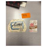 Lot of vintage advertising items