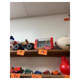 Vintage Schuco Gas Station Diaoroma