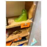 Vintage Fenton cat in shoe / no c/c