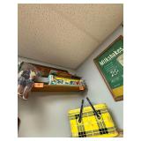 Vintage Smurf hand wind up toy