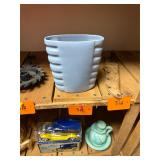 Vintage platter marked USA / McCoy ? / no C/C