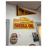 Shell Oil metal sign / newer