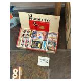 Vintage cigar box vintage football cards