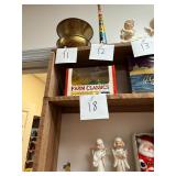 Vintage Ertl die cast farm toy / original box