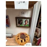 Pair of vintage 1977 Star Wars cards