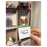 Vintage snoopy kissing figure