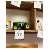 Vintage die cast Ertl John Deere tractor
