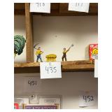 Antique lead farmers cutting hay / made in France