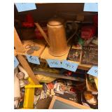 Antique copper tea pot / with lid