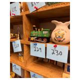 Vintage metal key wind train engine toy / Working