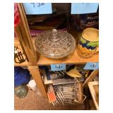 Antique lidded candy dish / no C/C