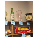 Vintage pink glass vase / no C/C