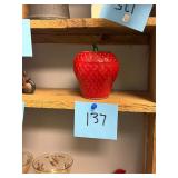 Vintage milk glass strawberry jar / no C/C