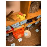 Vintage camel S + P shakers