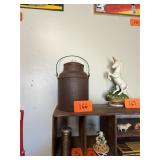 Antique farm cream can / with lid