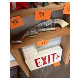 Pair of vintage cap guns