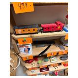 Pair of vintage HO train cars