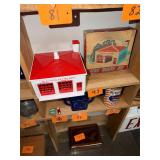 Vintage O gauge plasticville fire house / complete