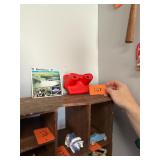 Vintage view master with Niagara Falls discs