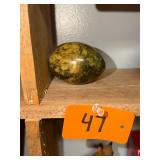 Vintage solid granite egg / no c/c