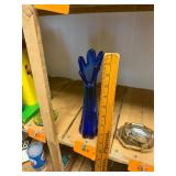 Vintage 9.5 inch cobalt blue finger vase / No C/C