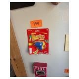 Vintage NOS ray gun toy key chain