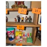 Lot of 5 vintage lead figures