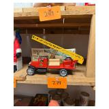 Vintage Hawkey 1924 tin fire truck / original box