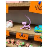 Vintage Revere pink cat metal ring holder