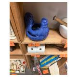 Vintage Hen on Nest Pottery Bowl / no C/C
