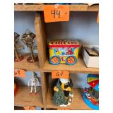 Vintage curious george metal box