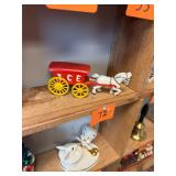Vintage cast iron ice wagon / no C/C