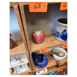 Vintage Strawberry Sugar Bowl / No C/C