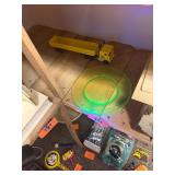 Antique uranium glass divided plate / no c/c glows