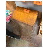 Antique wooden crate box / excellent condition
