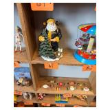 Vintage pittsburghs pirate santa figurine