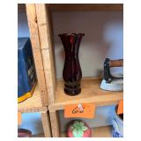 Vintage Ruby Red vase / no C/C