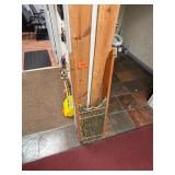 Vintage 1940ï¿½s snow king wood + metal sled