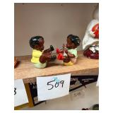 Vtg Ceramic Figural Salt & Pepper Shakers