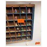 Vtg Miniature Plastic Figurines