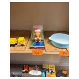 Vintage Christmas Vacation Solar Bobbler