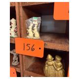 Vtg Plastic Rabbit Figurines