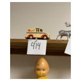 Vintage Lionelville Farms Delivery Van