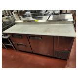 LIKE NEW TURBO AIR 2DR PREP TABLE w/ REFRIG. BASE