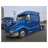 2224 2025 Volvo VNL Sleeper Cab Semi img1