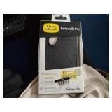 $70 OtterBox Samsung S26+ Defender Series Pro Case