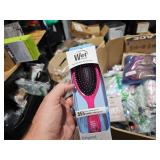 $15 The Wet Brush Original Detangler Brush New Nb1