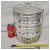 1950's-1960's Regal Ware Aluminum Stacking Picnic