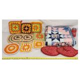 1970's Vintage Crochet Oven Mitt Pot Holder Quilt