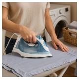 BLACK+DECKER IR40V Steam Iron: Compact